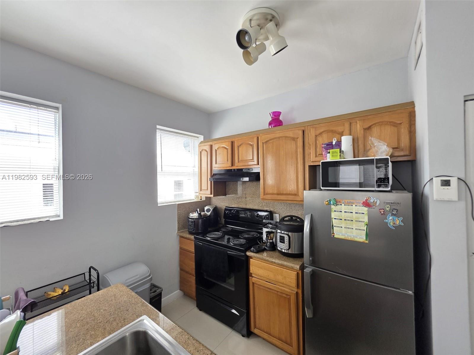 1027 Pennsylvania Ave 204