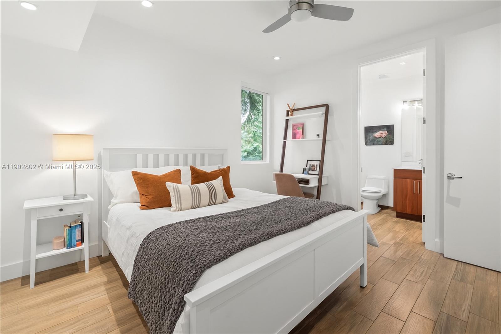 JACKSON PEACOCKS SUB - Residential