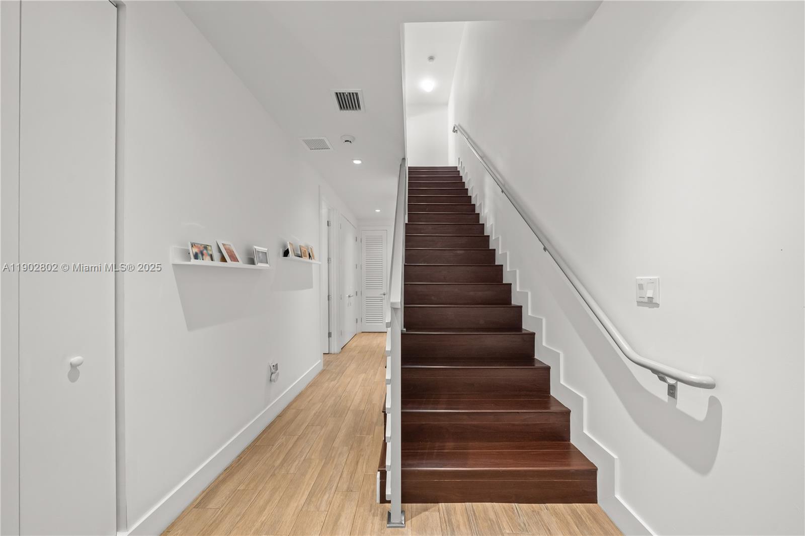 JACKSON PEACOCKS SUB - Residential