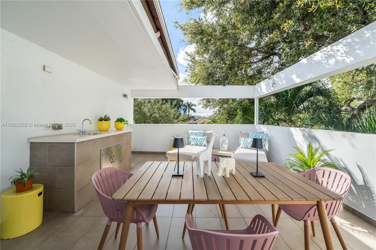 JACKSON PEACOCKS SUB - Residential