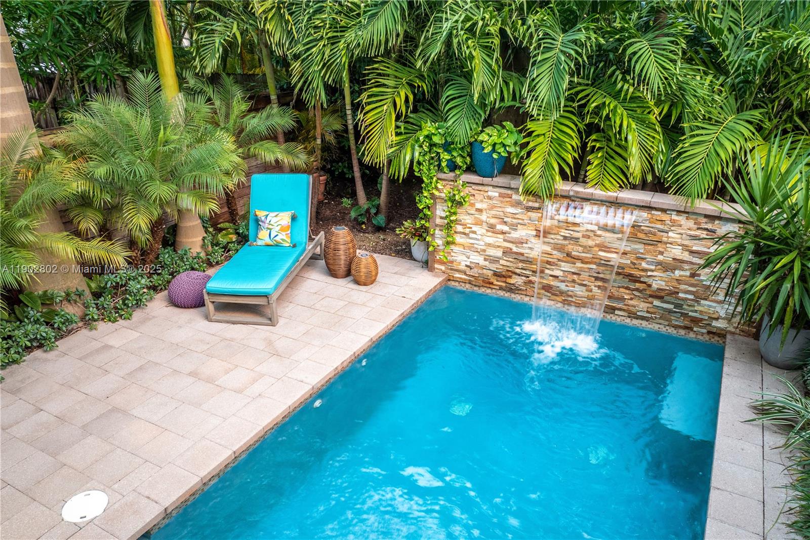 JACKSON PEACOCKS SUB - Residential