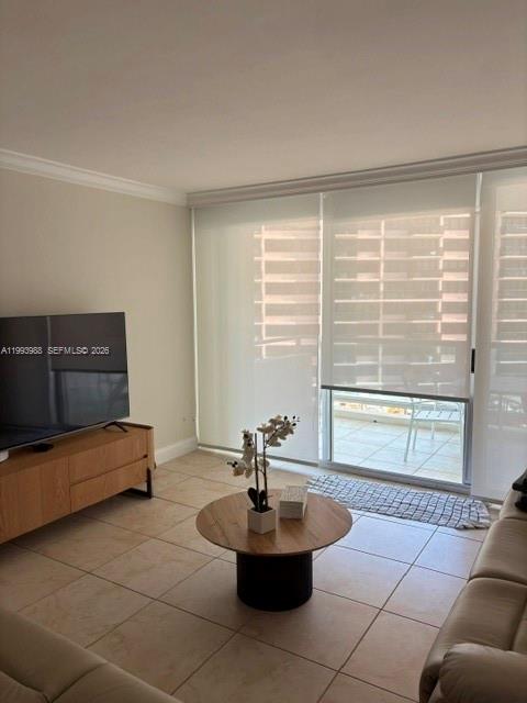 5161 Collins Ave 701