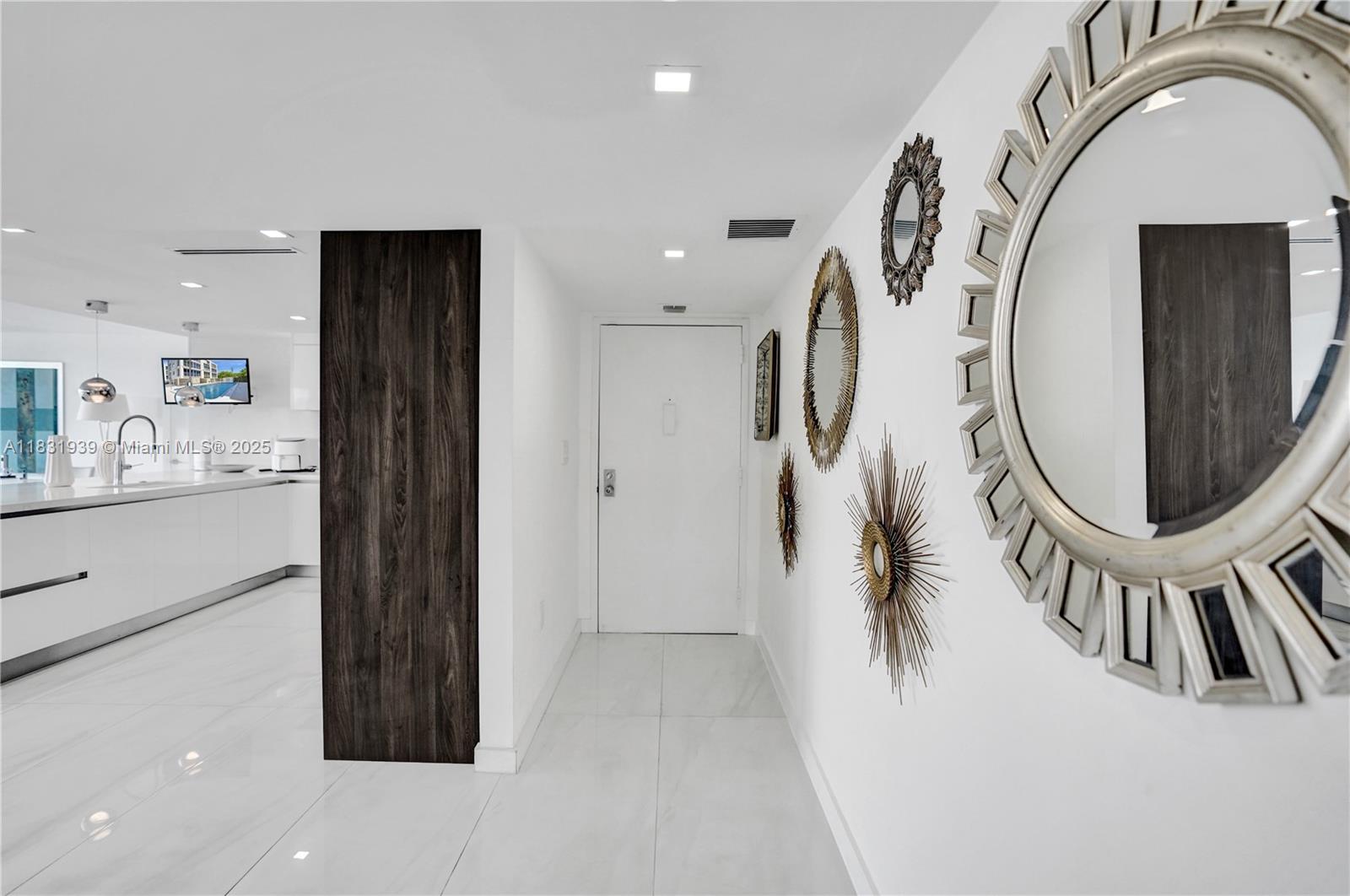 ROGERS EAST CONDO - Residential Lease