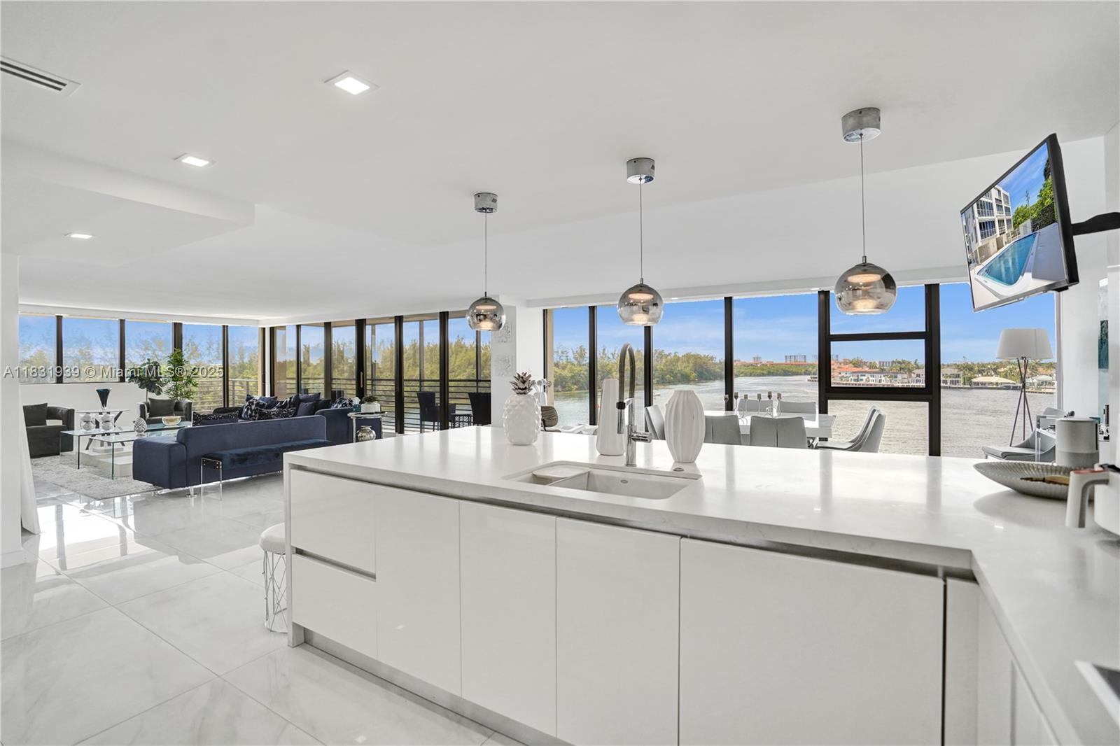 ROGERS EAST CONDO - Residential Lease