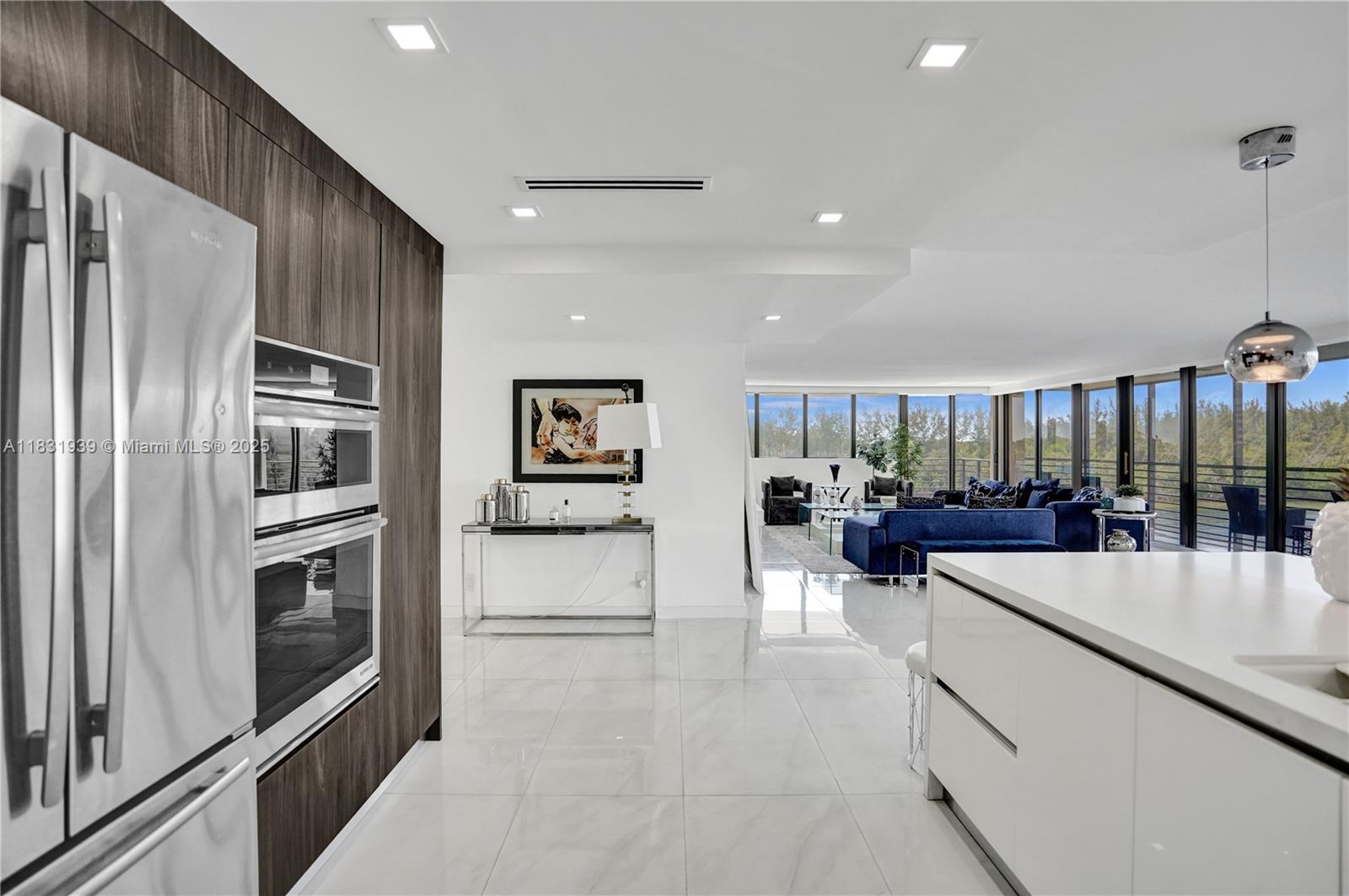 ROGERS EAST CONDO - Residential Lease