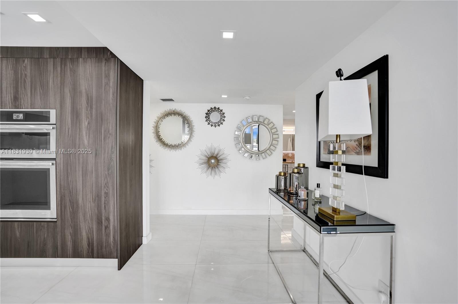 ROGERS EAST CONDO - Residential Lease