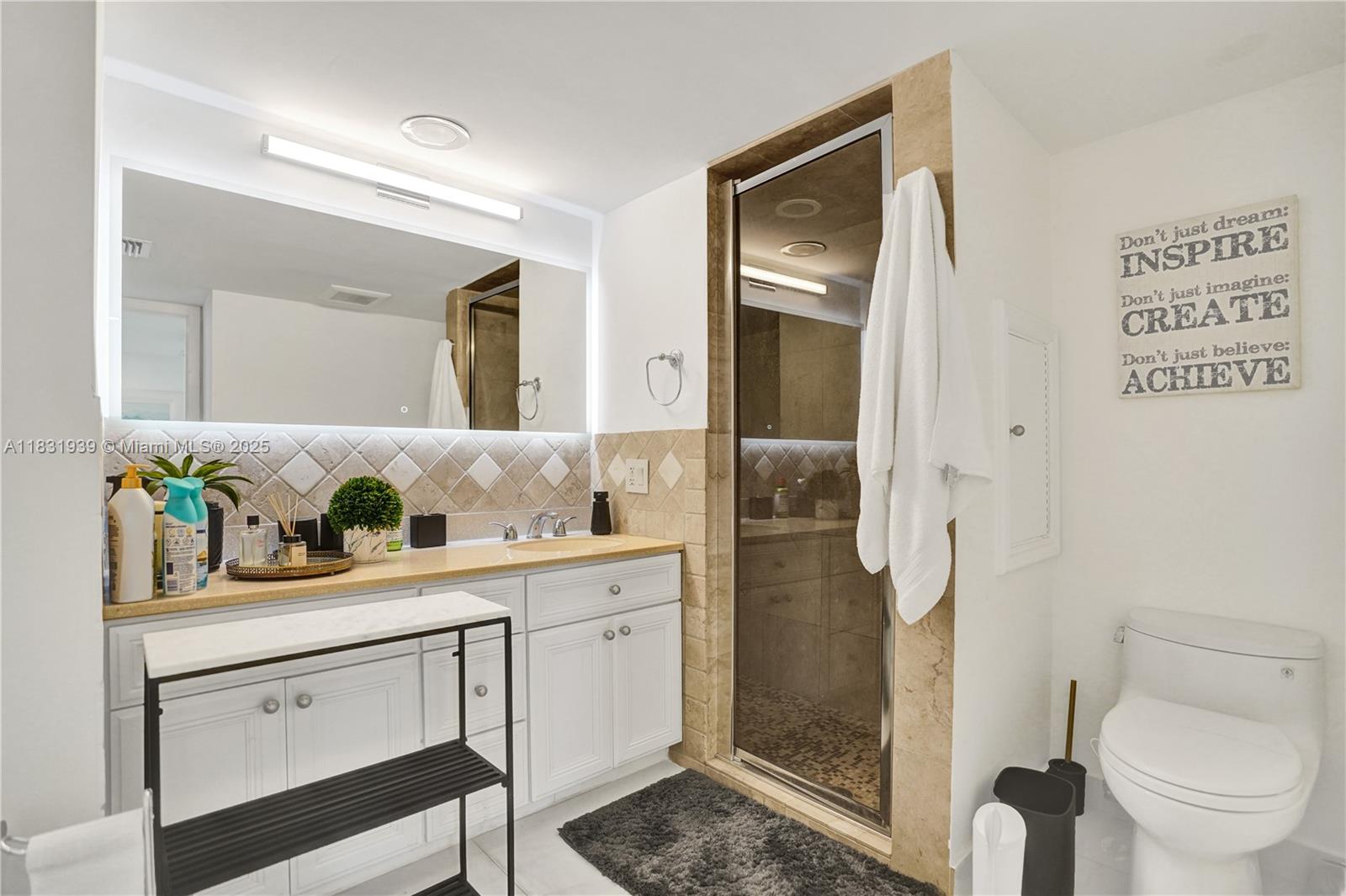 ROGERS EAST CONDO - Residential Lease