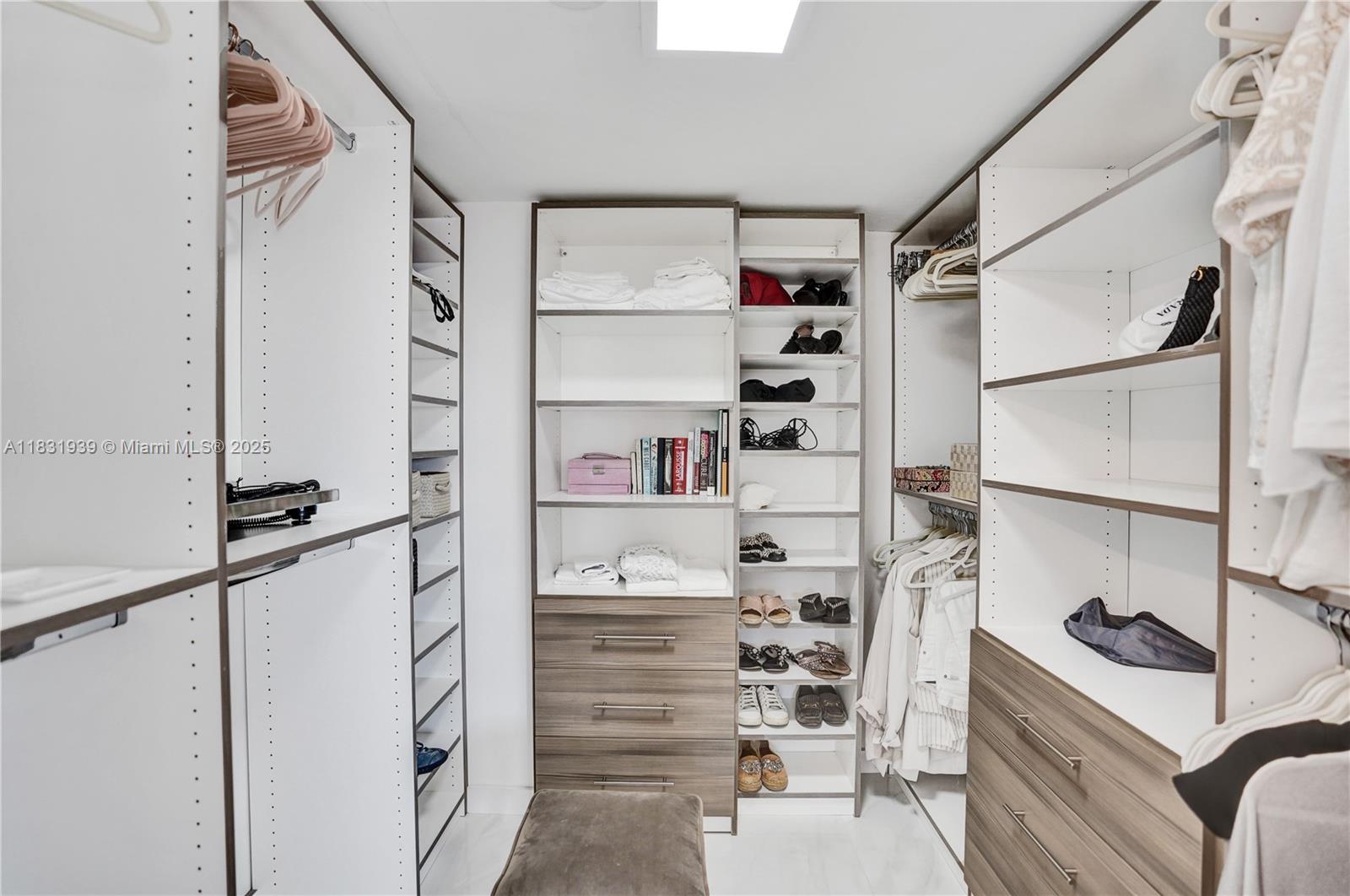 ROGERS EAST CONDO - Residential Lease