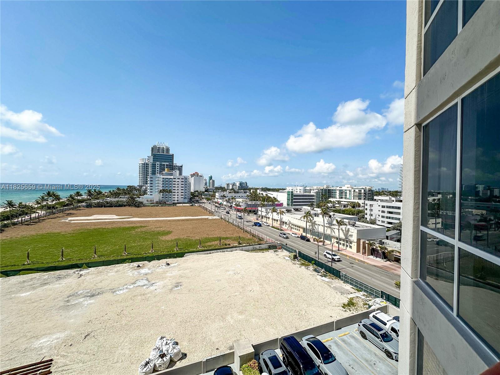 6767 Collins Ave 704, Miami Beach, FL, 33141/$690,000 4 6767 Collins Ave 704