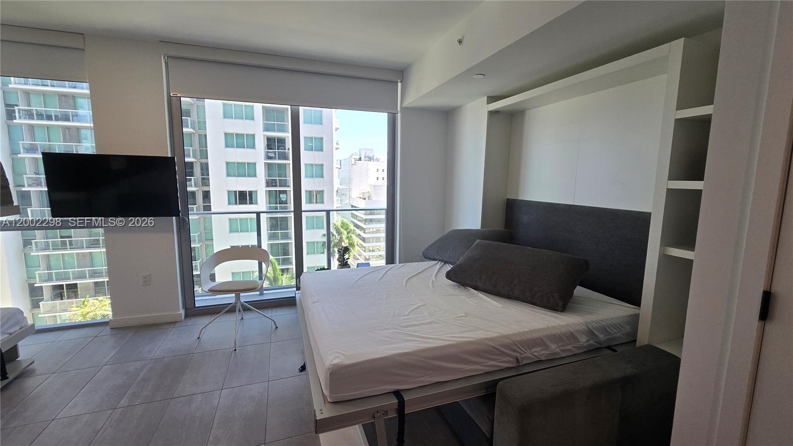 YOTEL - Residential Lease