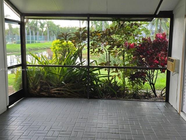 LAKESIDE GREEN 2 - Residential Lease