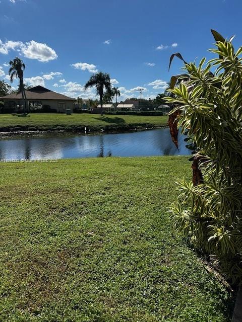 LAKESIDE GREEN 2 - Residential Lease