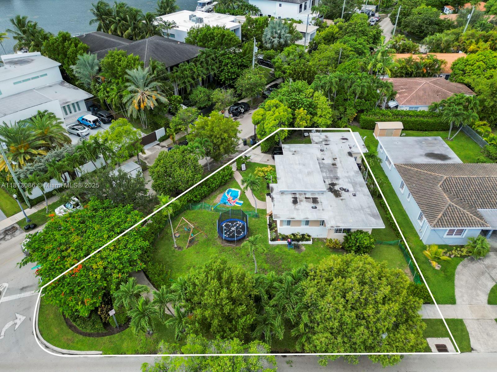 BISCAYNE POINT - Residential
