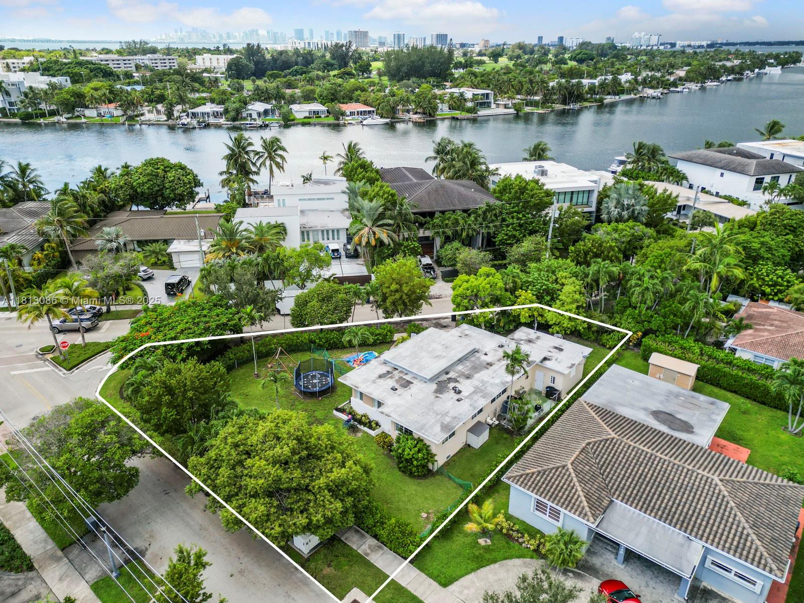 1201 S Biscayne Point Rd