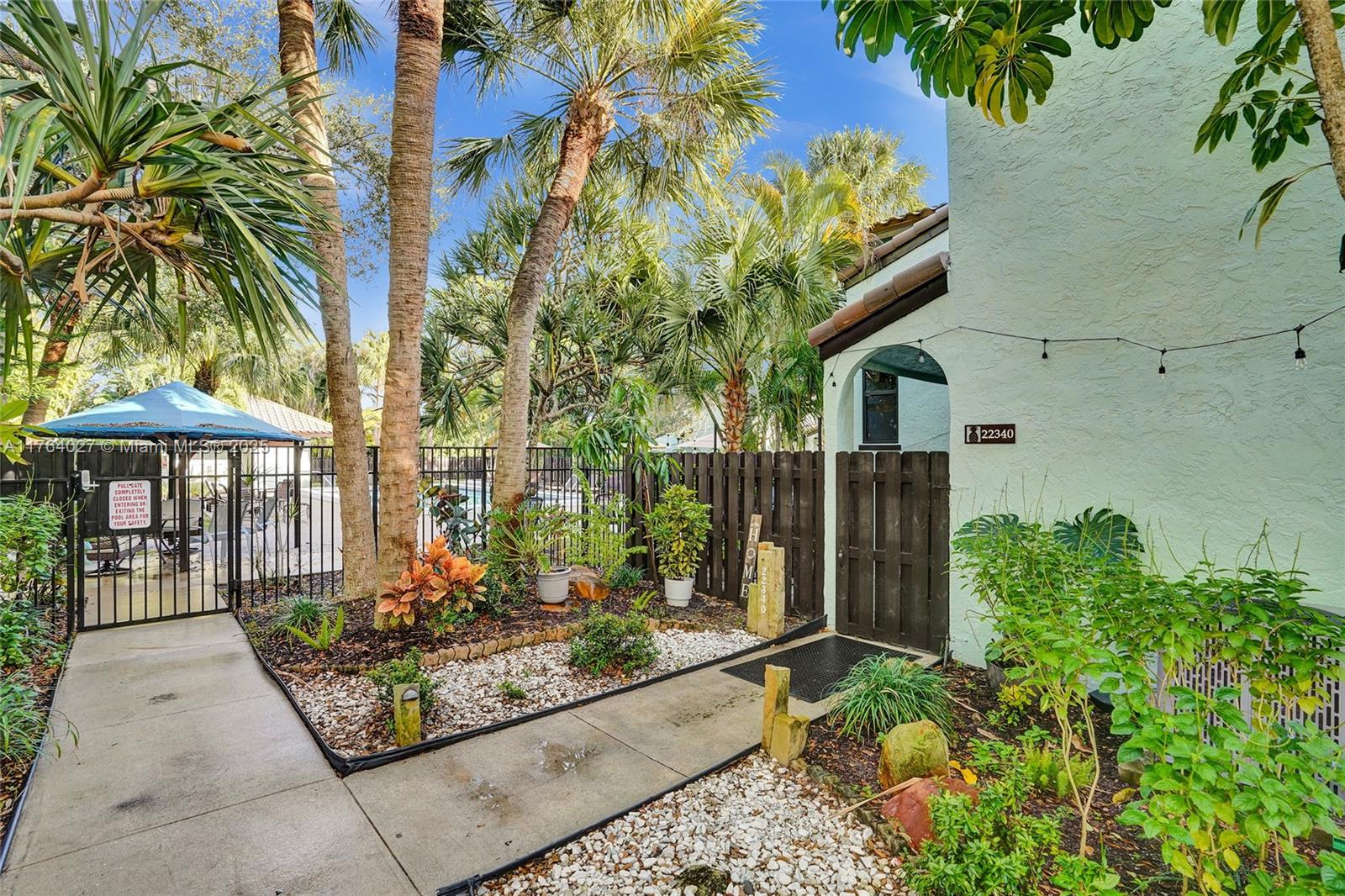 22340 Pineapple Walk Dr