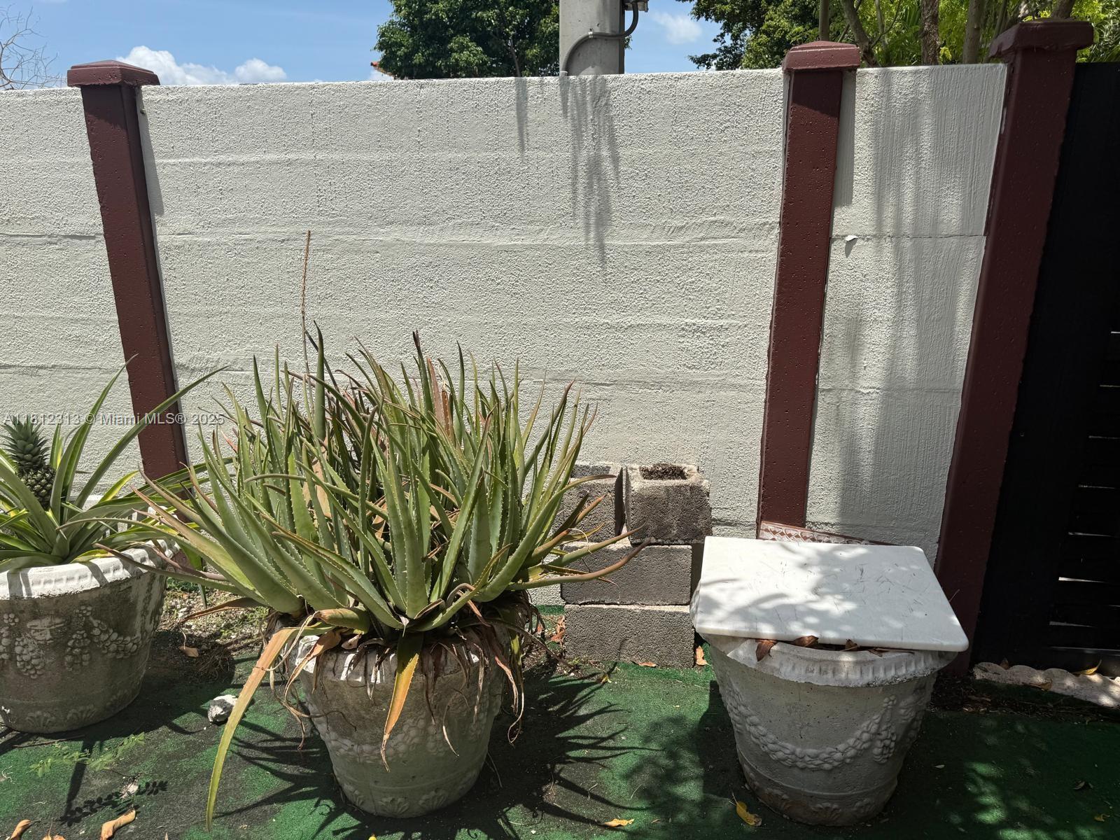 MELENA SUB - Residential