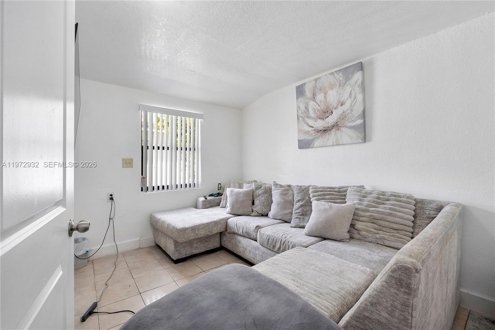 ARCH CREEKS ESTATES - Residential Income