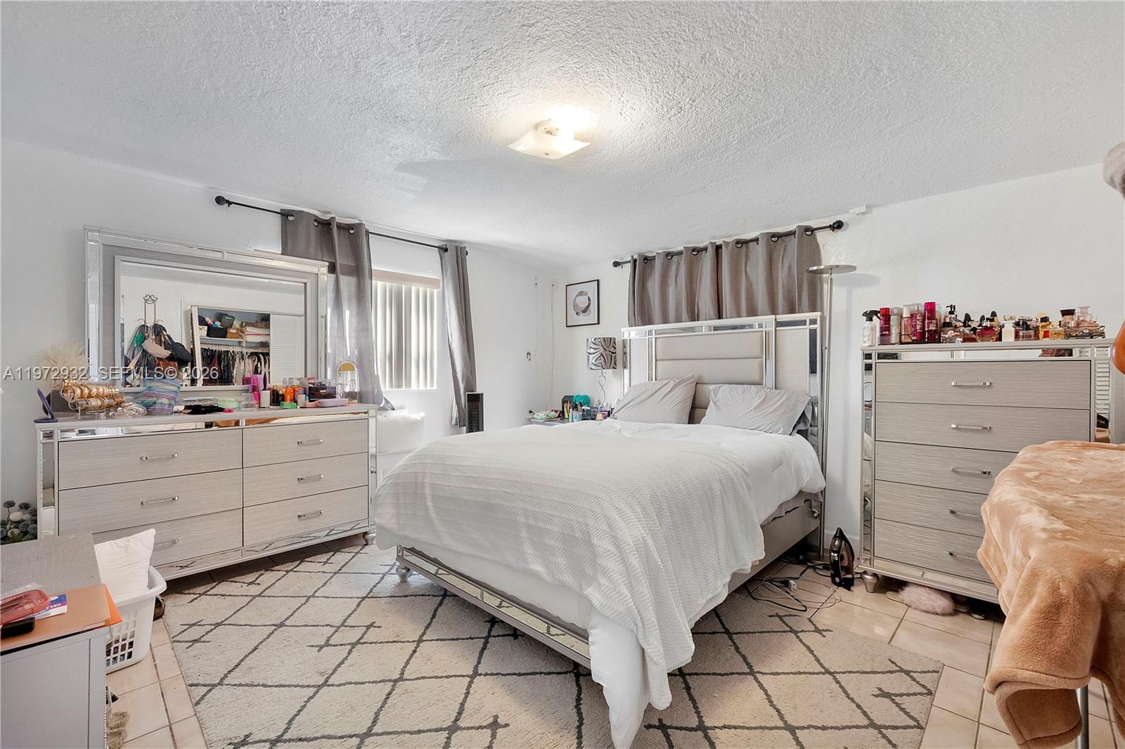 ARCH CREEKS ESTATES - Residential Income