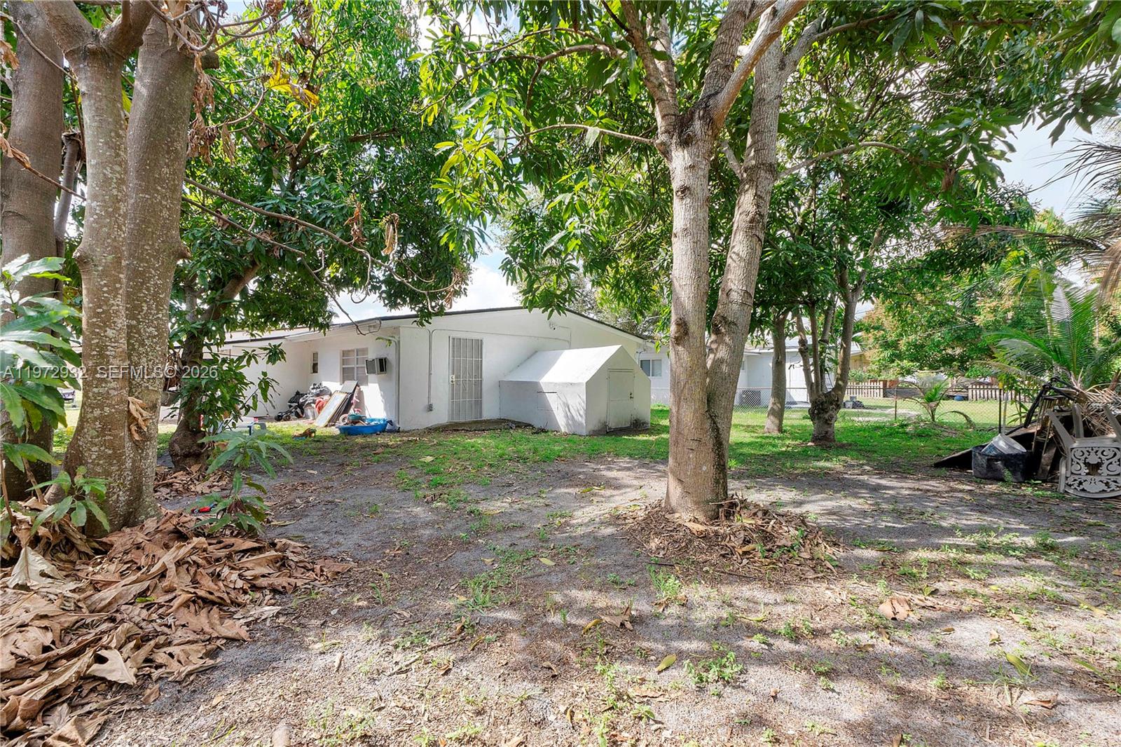 ARCH CREEKS ESTATES - Residential Income