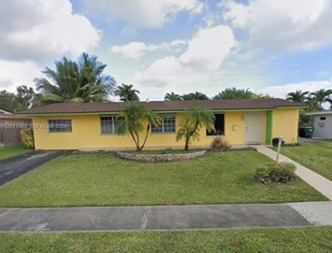 Photo of 15805 SW 99th Ct, Miami, FL 33157 (MLS # A12017963)