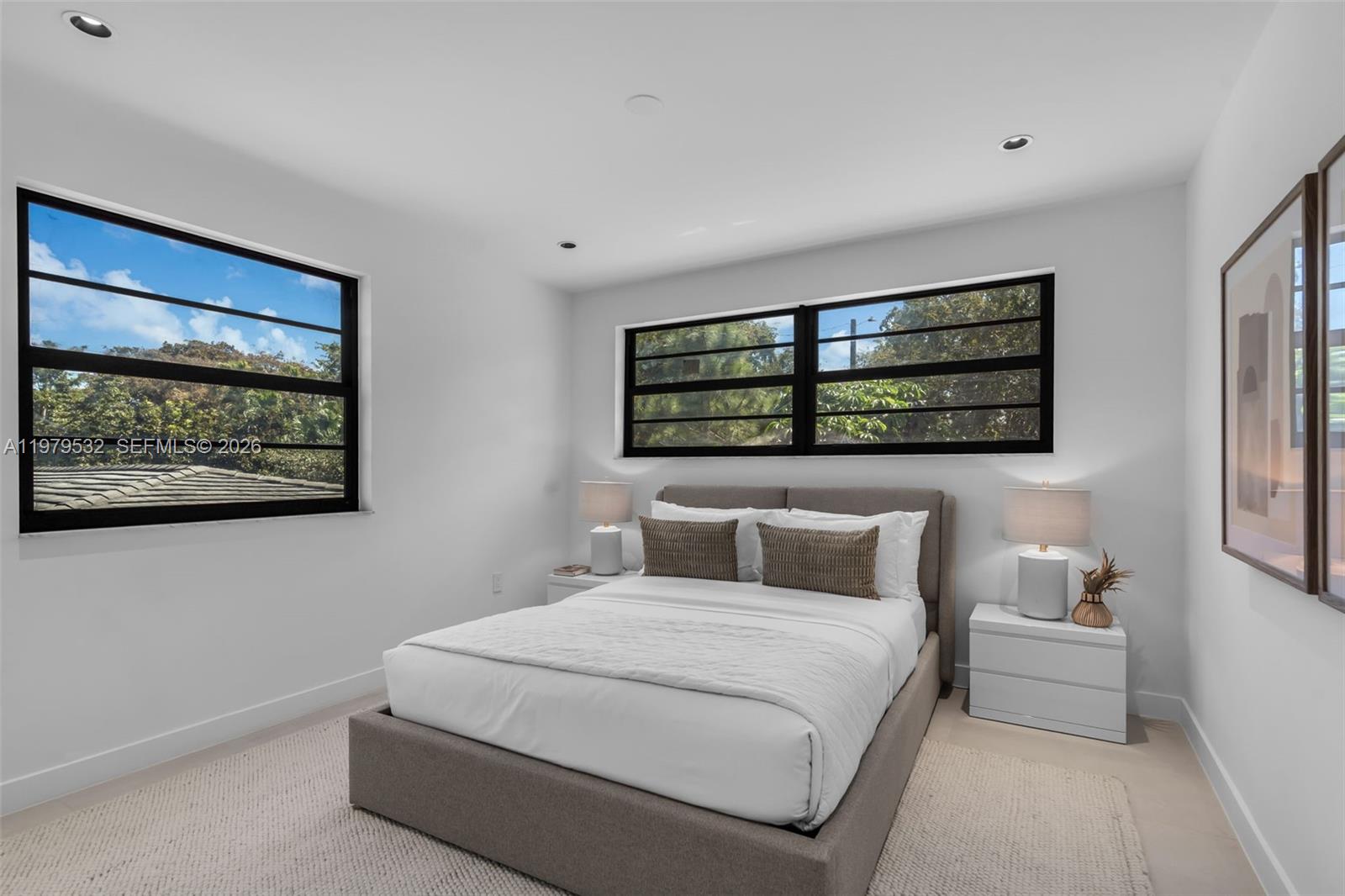 CORAL GABLES RIVIERA SEC - Residential