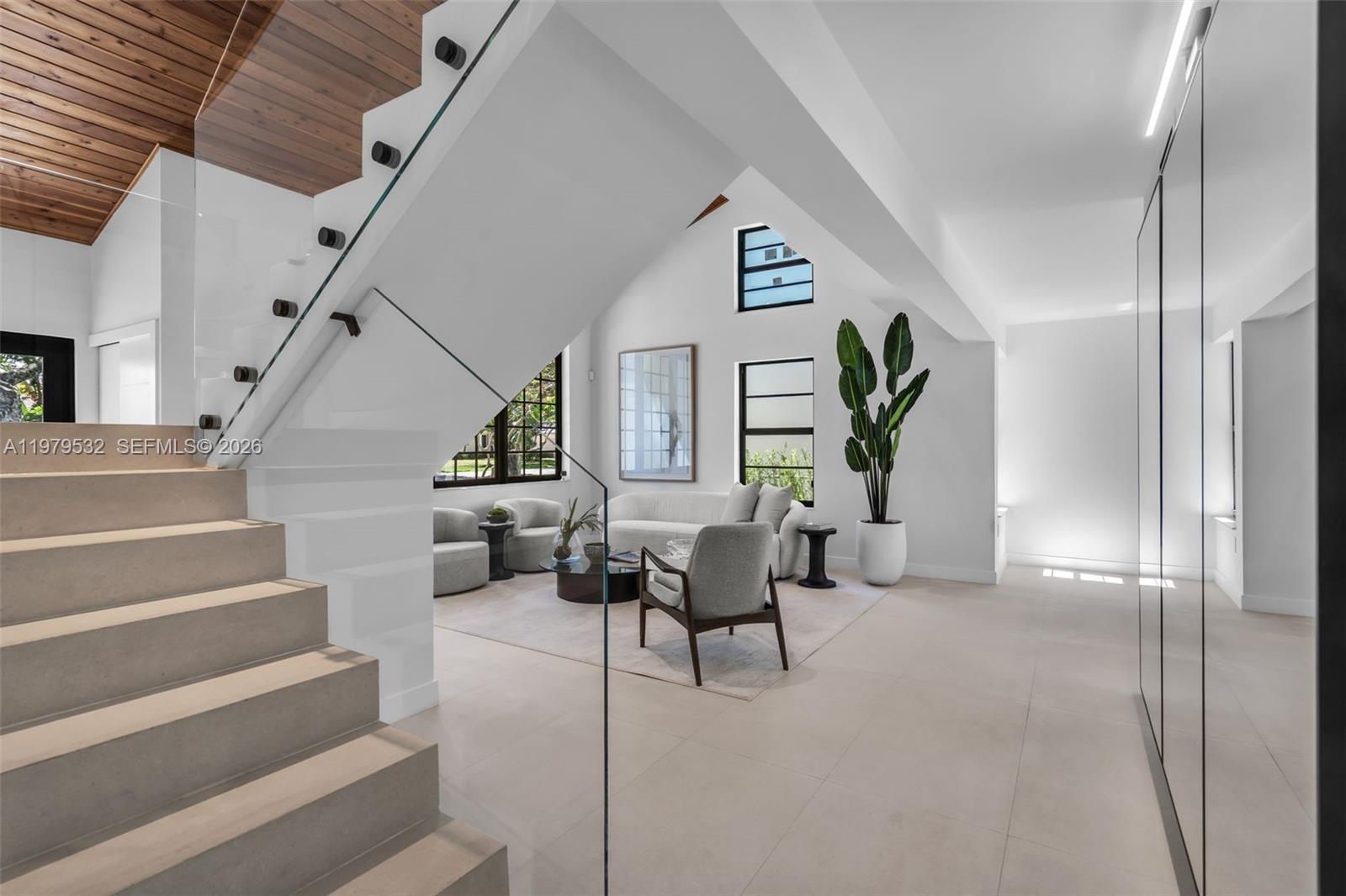 CORAL GABLES RIVIERA SEC - Residential