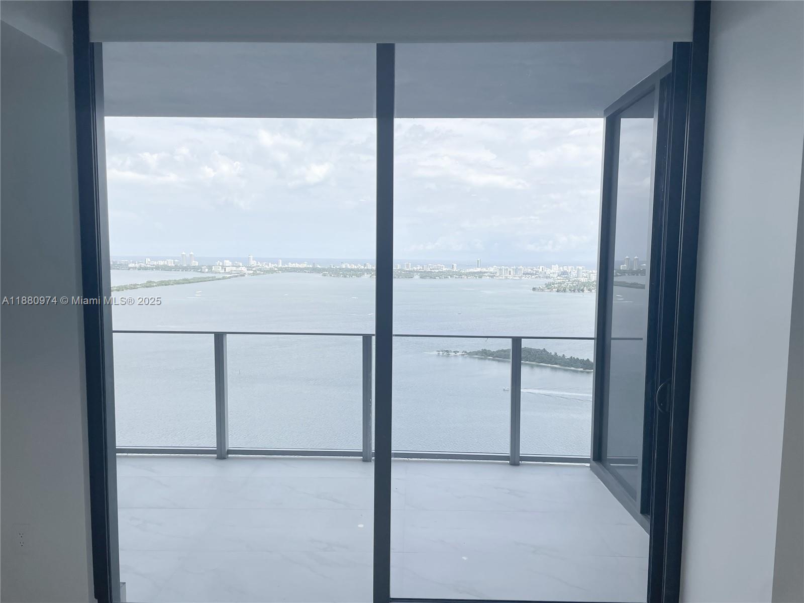 Aria Reserve South Tower - Residential Lease