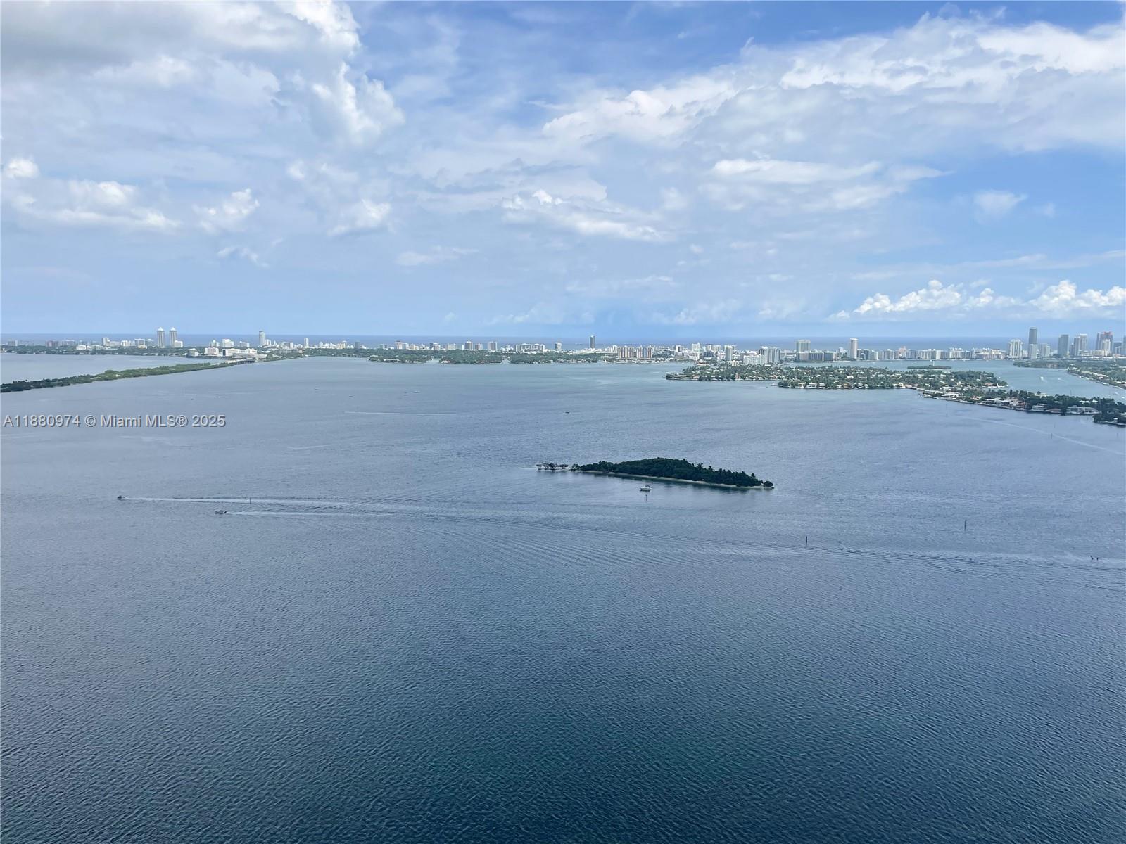 Aria Reserve South Tower - Residential Lease