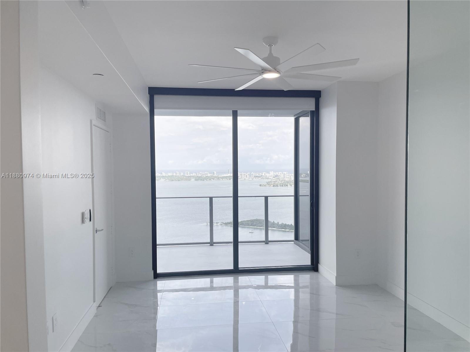 Aria Reserve South Tower - Residential Lease