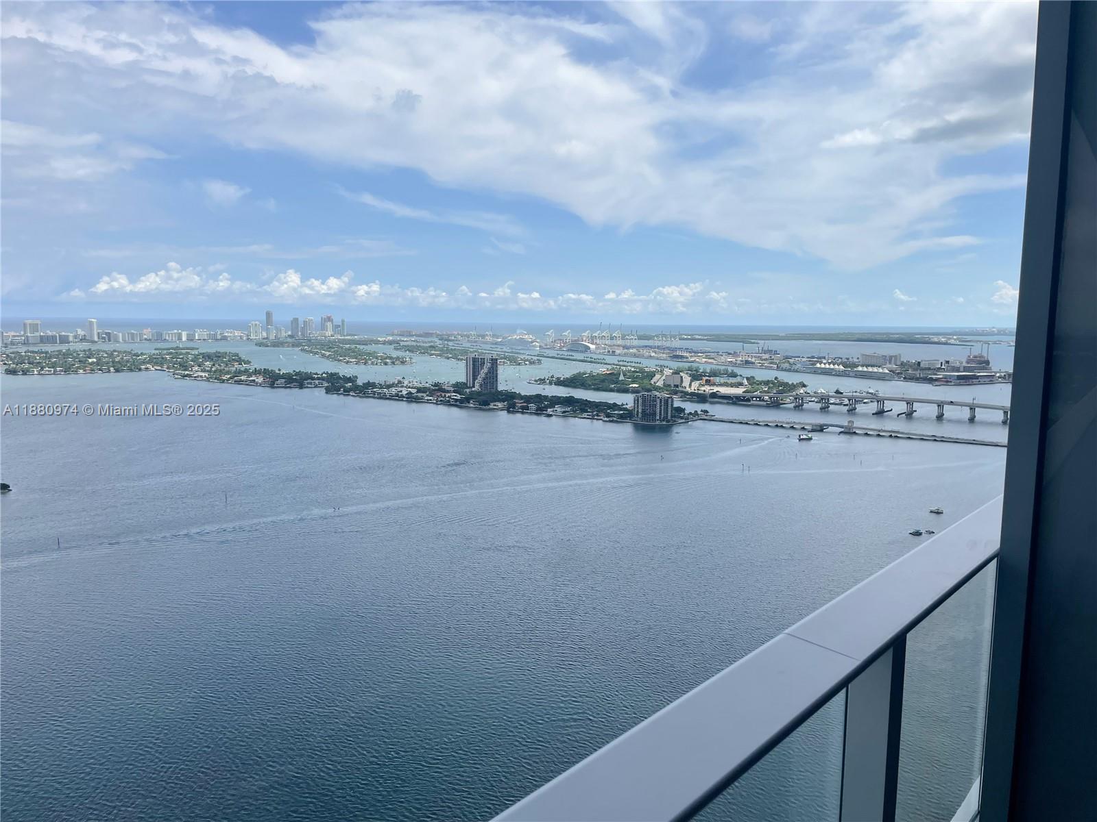 Aria Reserve South Tower - Residential Lease