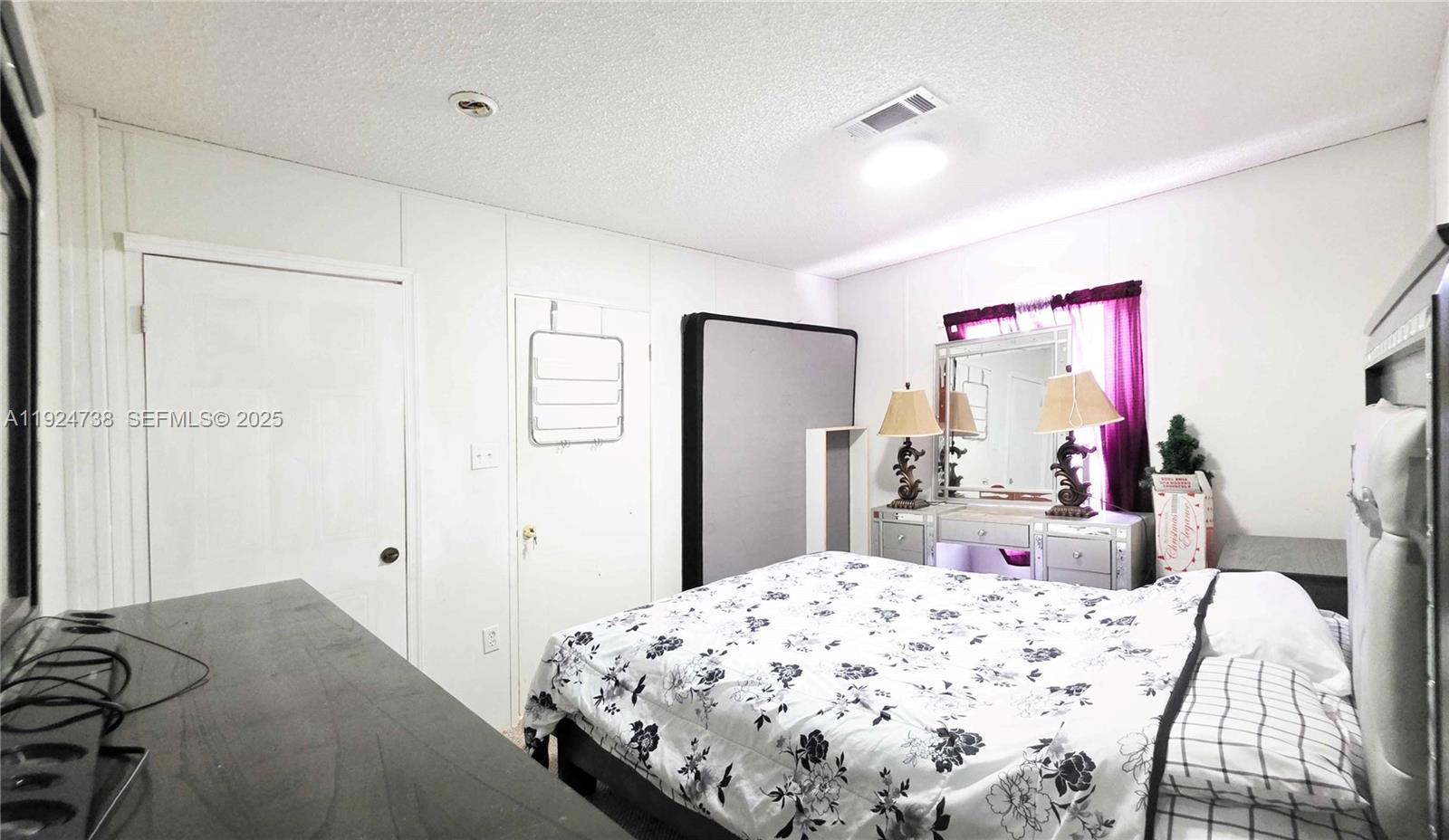 MONTURA RANCH EST 1 ST S/D - Residential