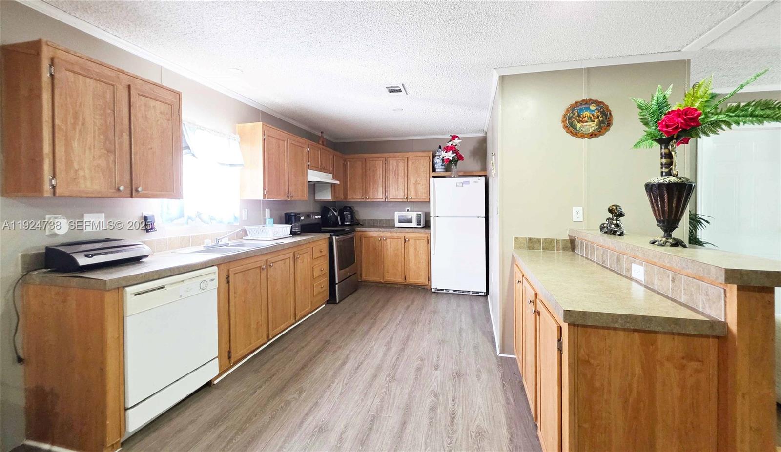 MONTURA RANCH EST 1 ST S/D - Residential