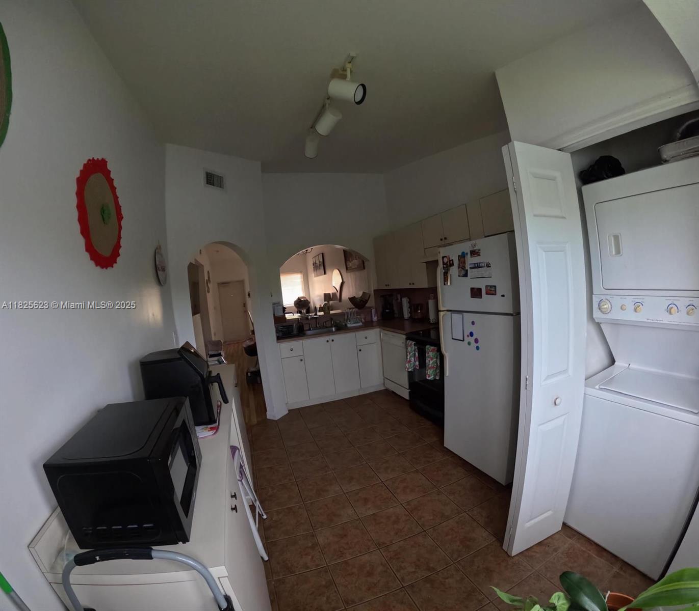 MONTEREY AT MALIBU BAY CO - Residential