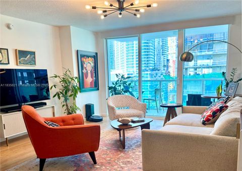31 SE 5th St 1708 Miami FL 33131