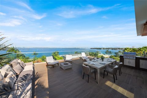 11 Century Ln Miami Beach FL 33139