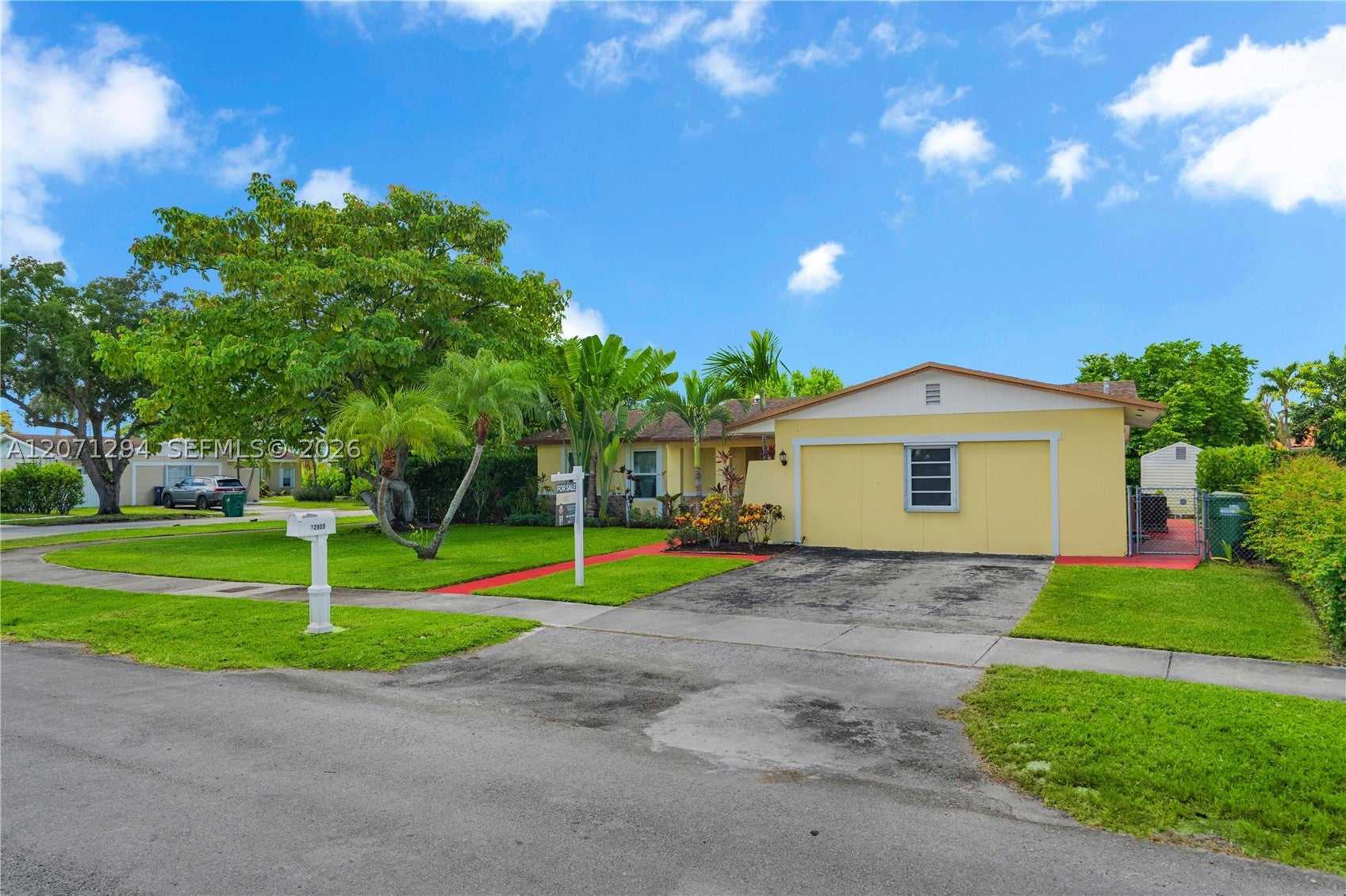 12900 SW 81st St