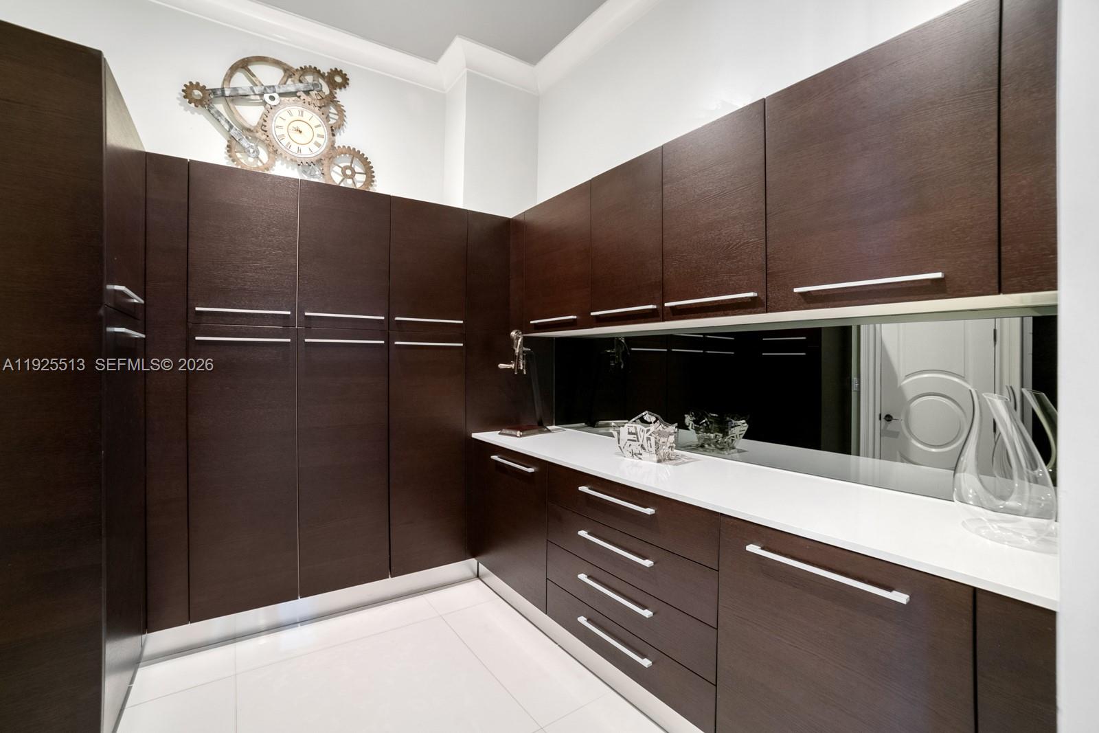 GOLDEN BEACH SEC D - Residential