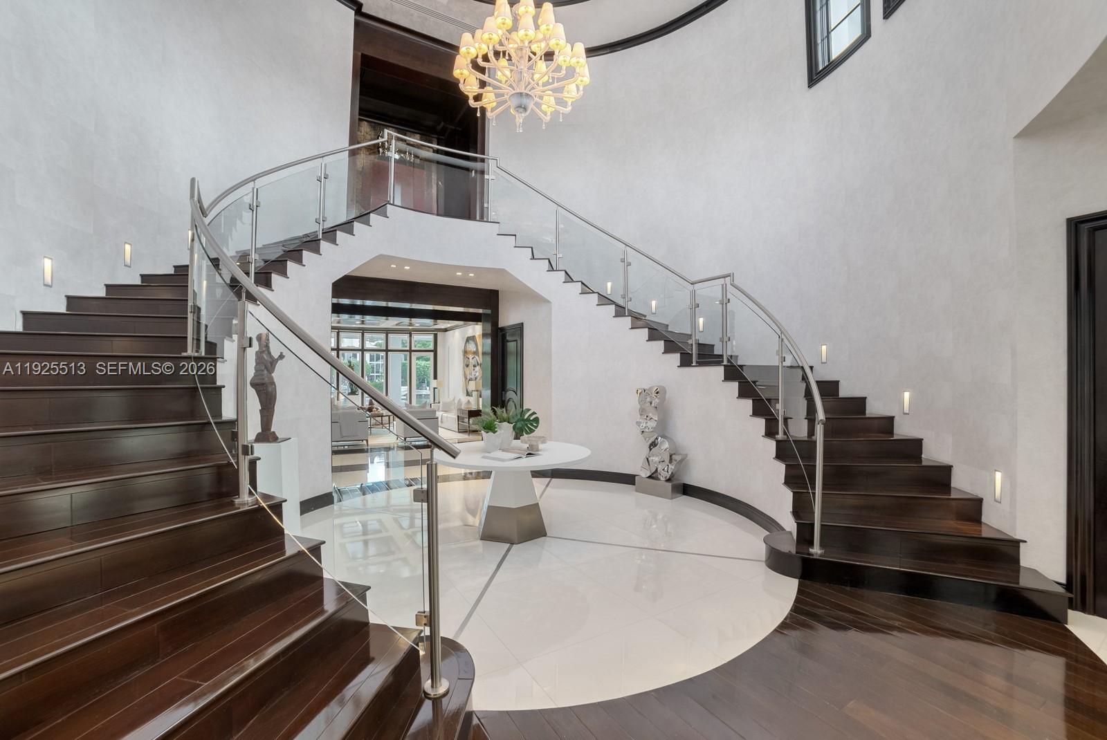 GOLDEN BEACH SEC D - Residential