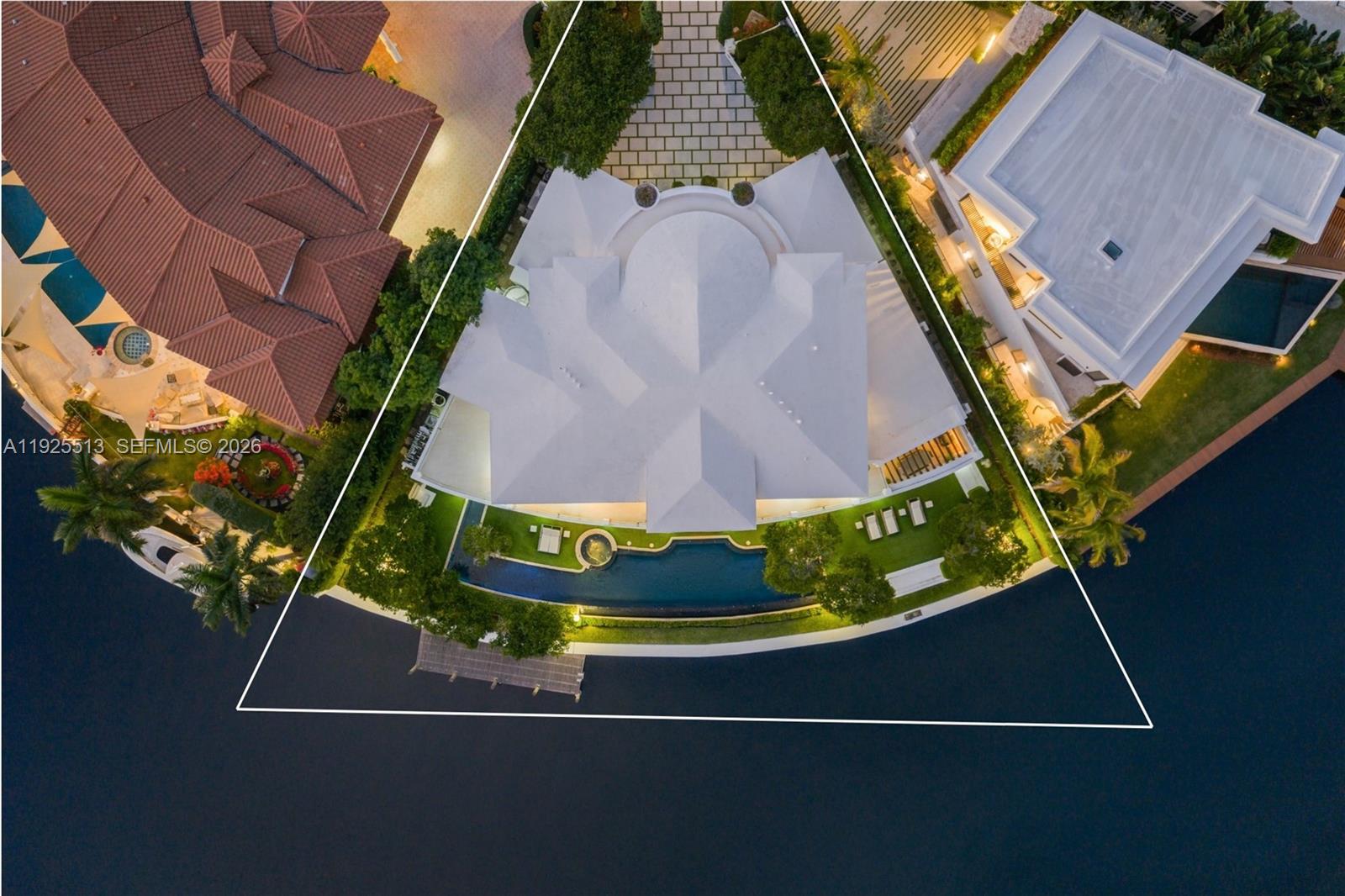 GOLDEN BEACH SEC D - Residential