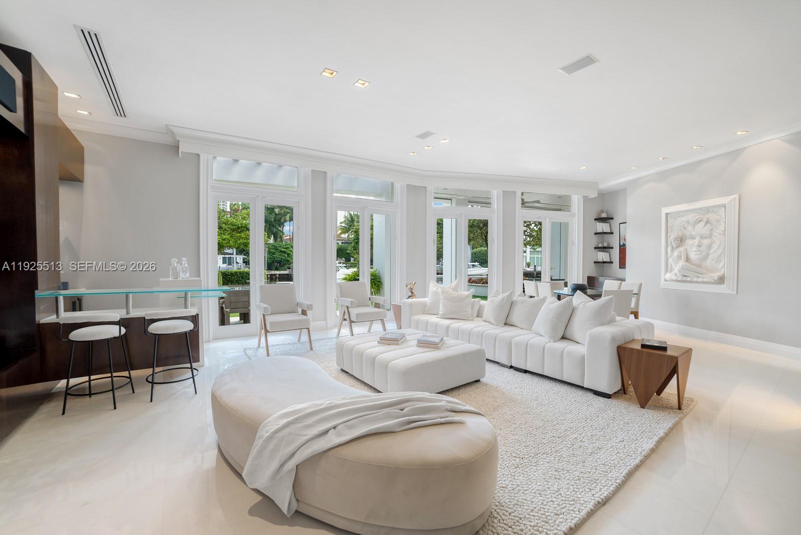 GOLDEN BEACH SEC D - Residential