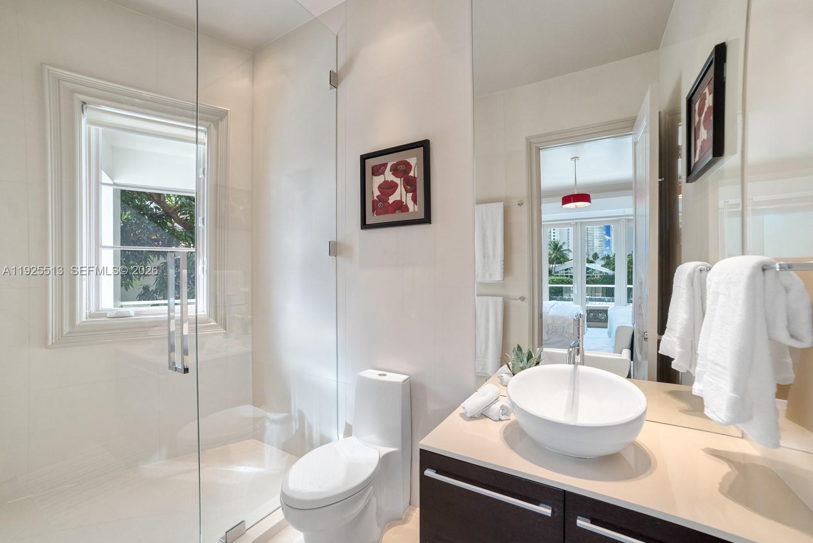 GOLDEN BEACH SEC D - Residential