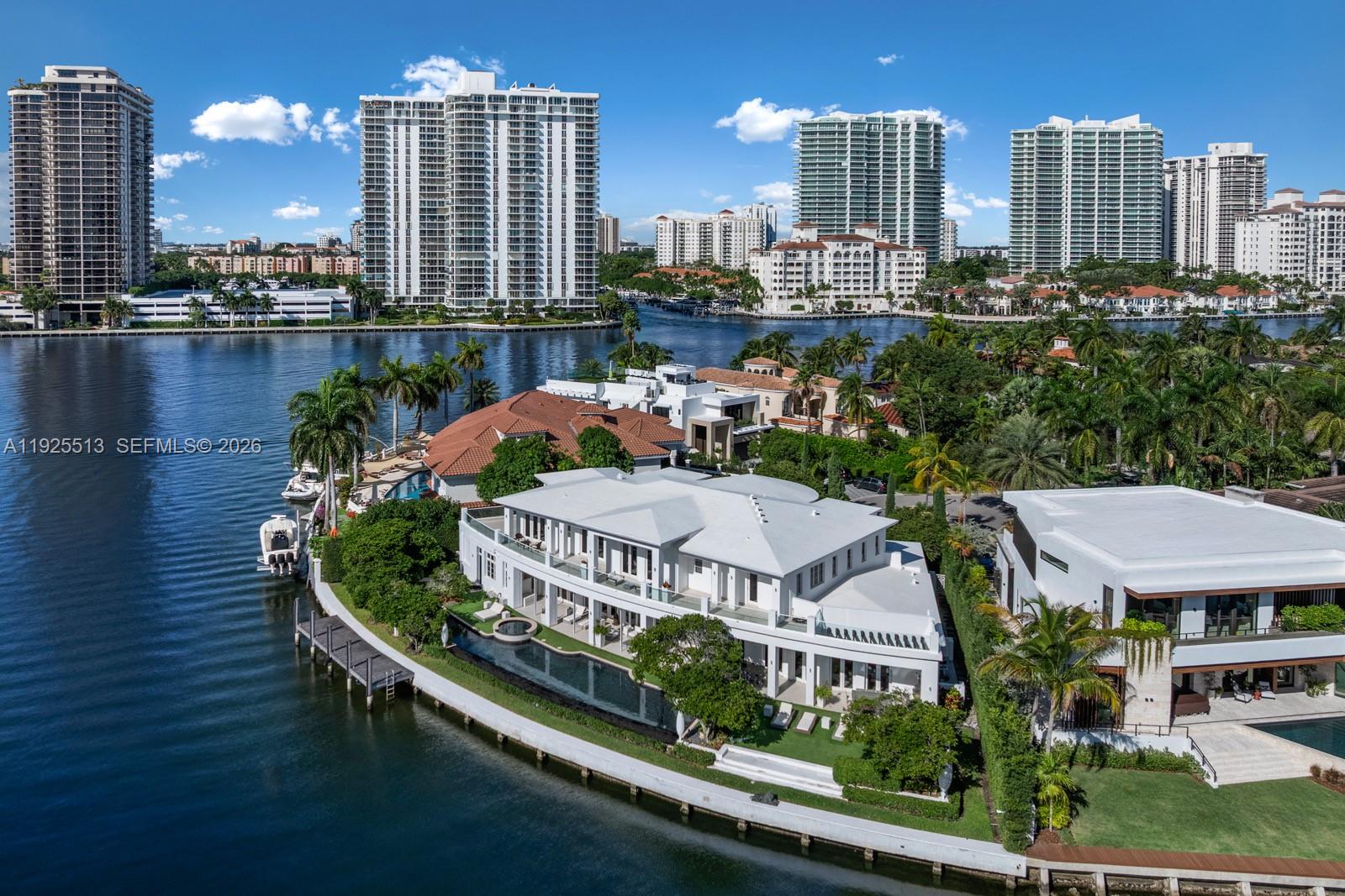 GOLDEN BEACH SEC D - Residential