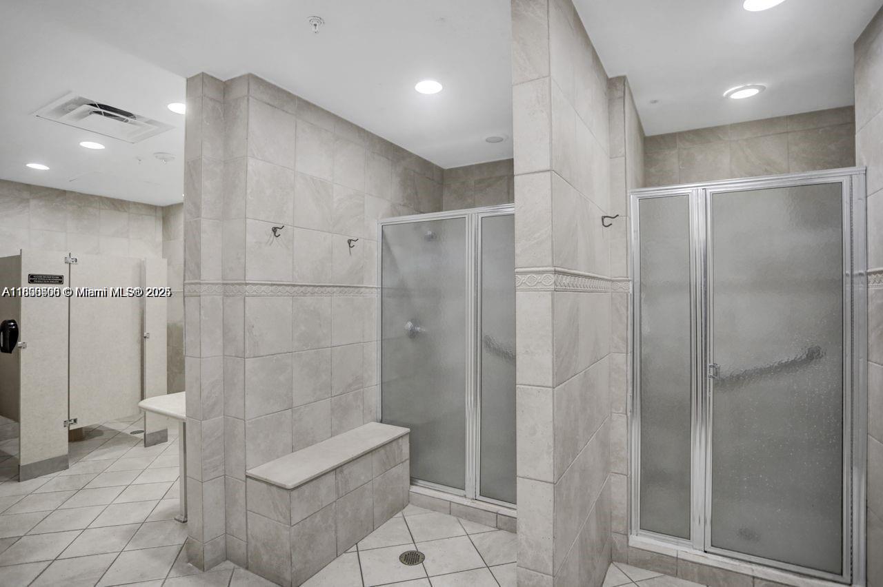 PARKER PLAZA CONDO ESTATE - Residential