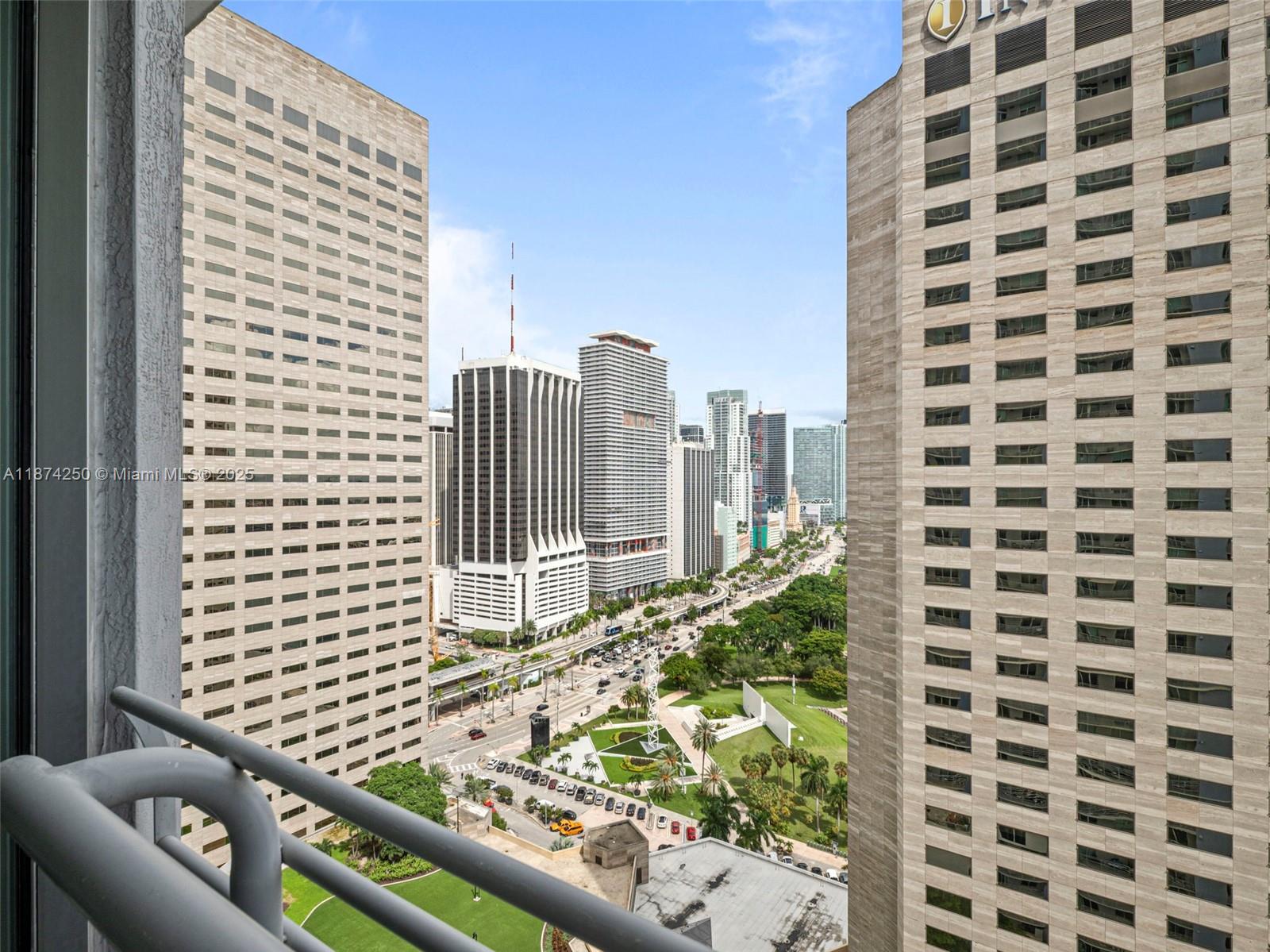 335 S Biscayne Blvd 2704