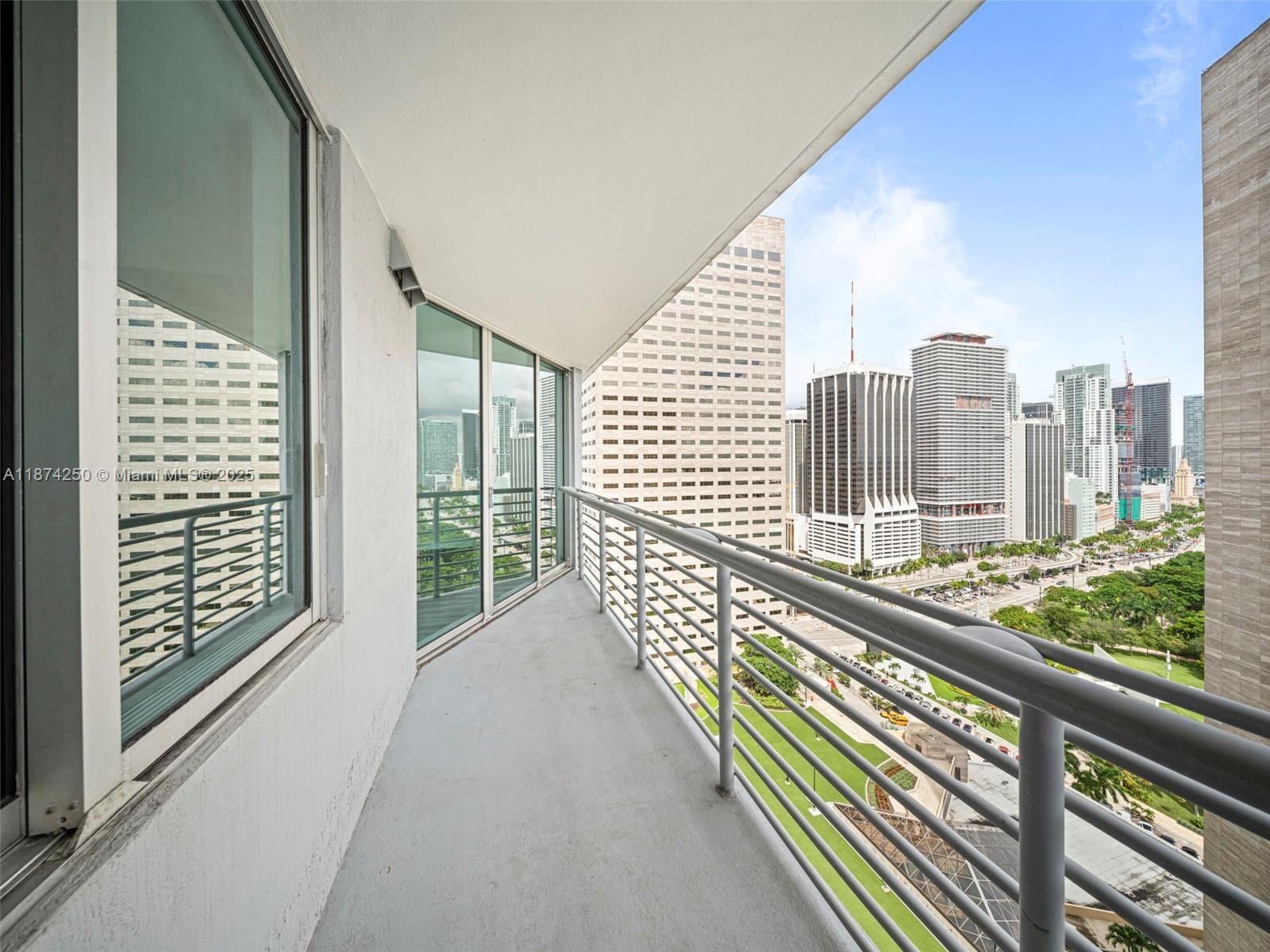 335 S Biscayne Blvd 2704