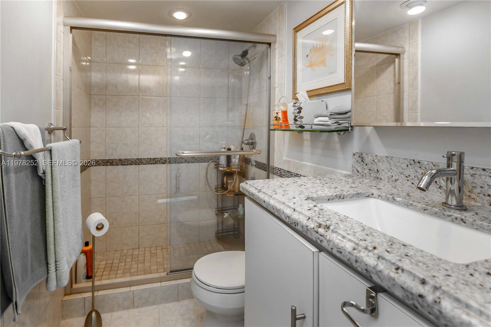 RESIDENCES ON HOLLYWOOD B - Residential