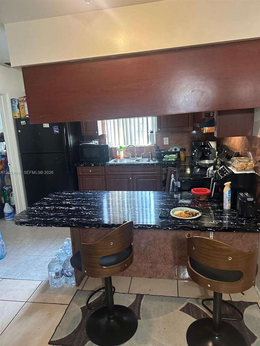 OLETA TERR N MIAMI BEACH - Residential Income