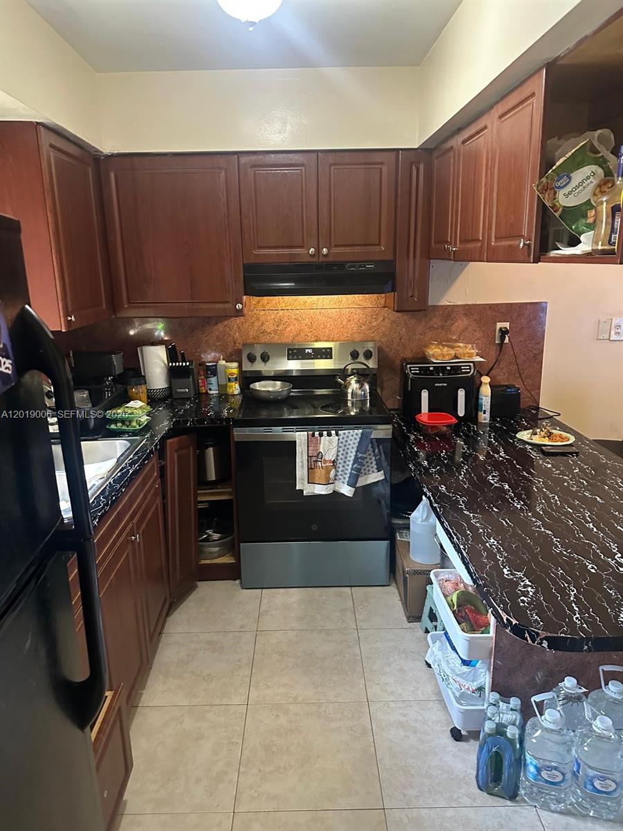 OLETA TERR N MIAMI BEACH - Residential Income