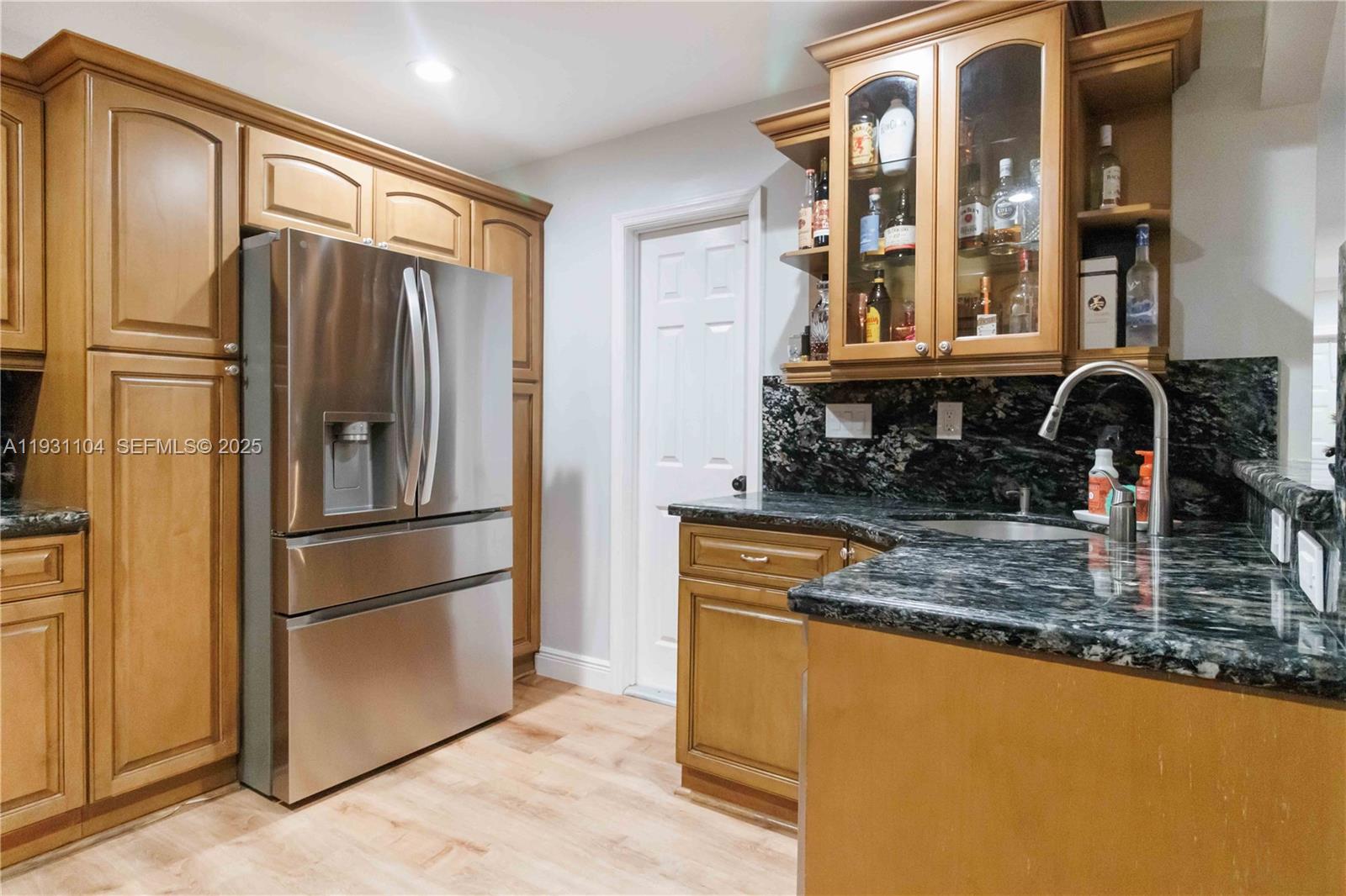 SPRINGTREE LAKES - Residential