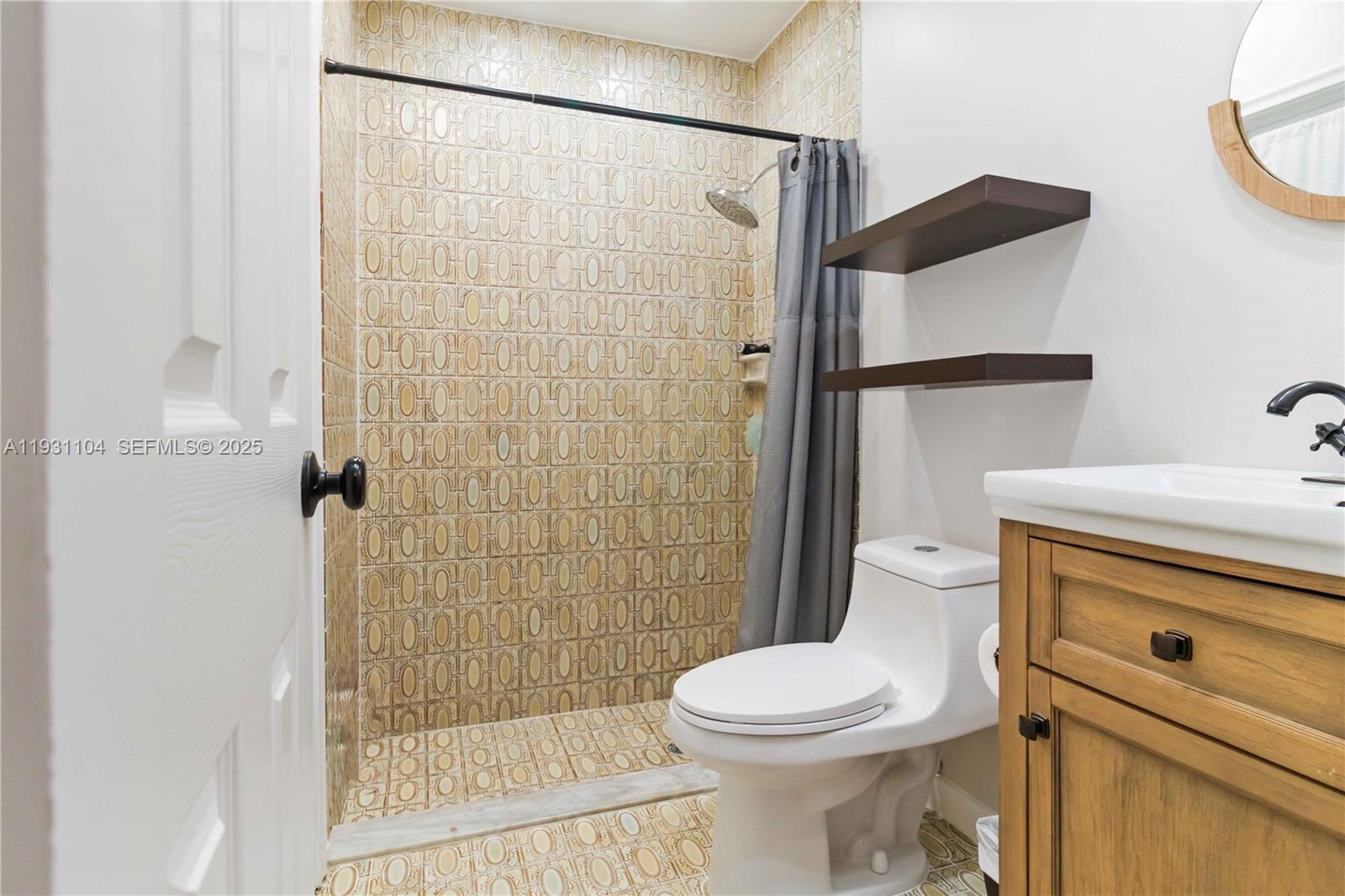 SPRINGTREE LAKES - Residential